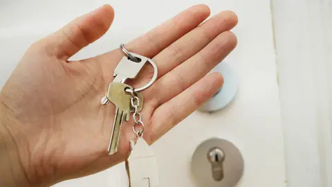 Las llaves de una casa El orden mundial: "Cuanto más rico es un país en Europa, más gente vive de alquiler"