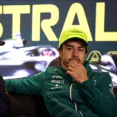 Max Verstappen y Fernando Alonso en una foto de archivo Max Verstappen y Fernando Alonso en una foto de archivo