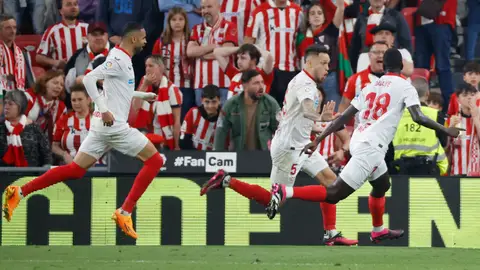Lucas Ocampos celebra tras marcar ante el Athletic. Lucas Ocampos celebra tras marcar ante el Athletic.