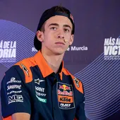 Pedro Acosta: "Jerez es el primero de casa y espero brindar con la afición un buen resultado" Pedro Acosta: "Jerez es el primero de casa y espero brindar con la afición un buen resultado"