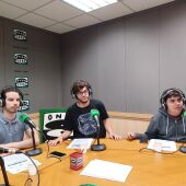David Tardío, Enrique Domínguez y Miguel Guerra en los estudios de Onda Cero