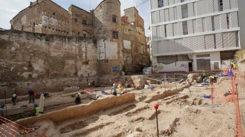 Restauración de la muralla árabe de València