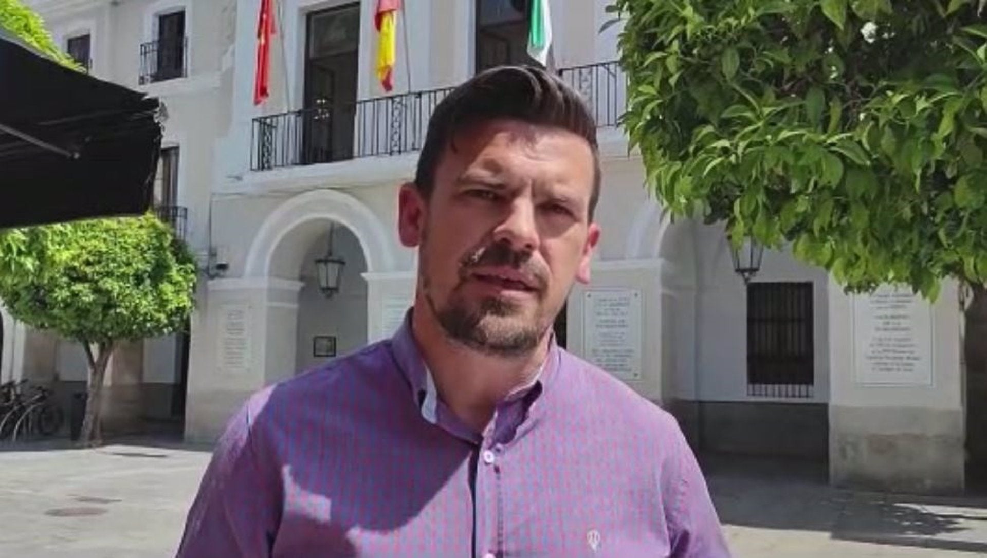 El PP de Mérida critica que el ayuntamiento "sacrifique" inversiones en colegios por su "enfrentamiento" con la Junta El PP de Mérida critica que el ayuntamiento "sacrifique" inversiones en colegios por su "enfrentamiento" con la Junta