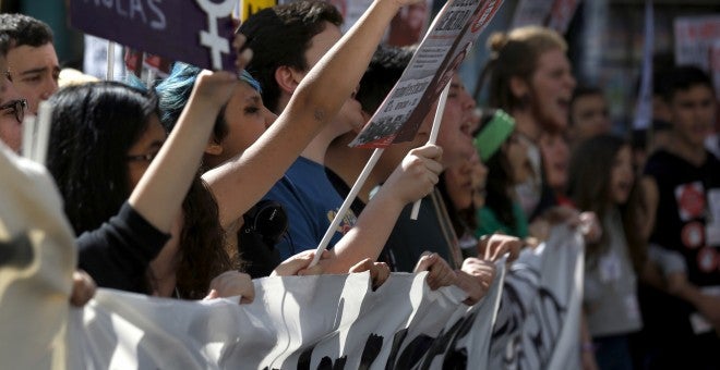 "O salario o conflicto", los sindicatos reclaman una subida de sueldos "O salario o conflicto", los sindicatos reclaman una subida de sueldos