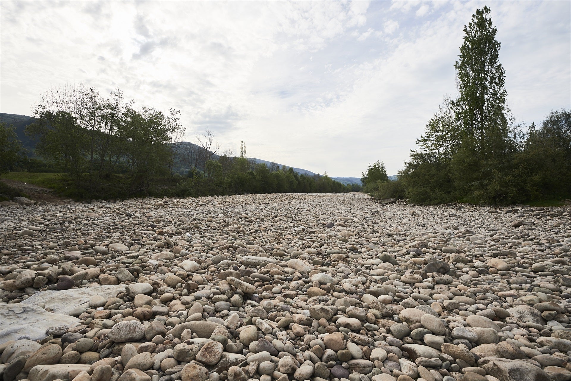Posibles restricciones de agua si sigue sin llover Posibles restricciones de agua si sigue sin llover
