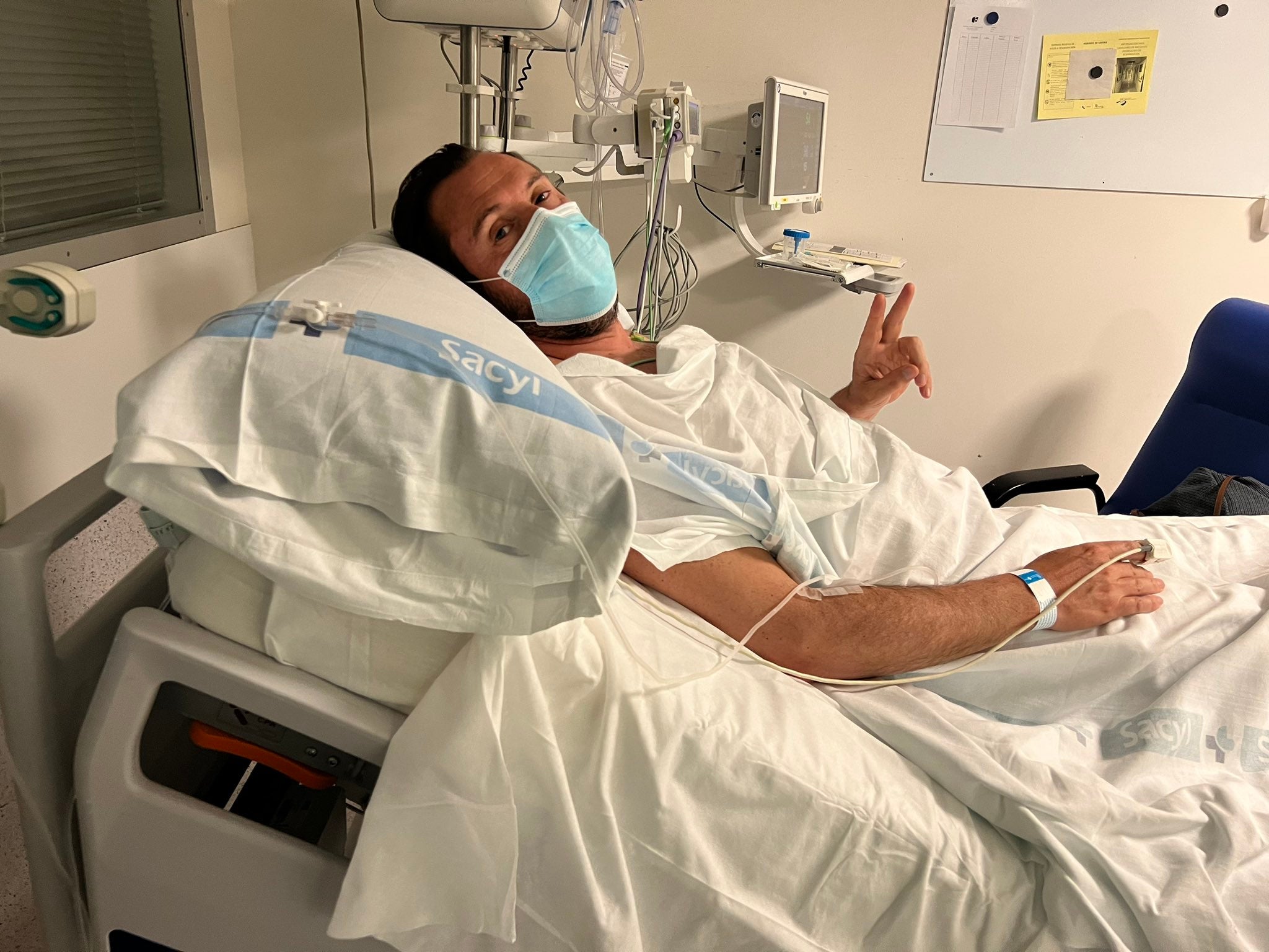 Óscar Puente, tras su caída: "He estado con morfina esta noche" Óscar Puente, tras su caída: "He estado con morfina esta noche"