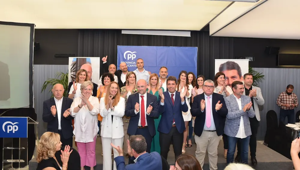 Presentación de Paco Ponce como candidato del PP a la Alcaldía de Petrer. Presentación de Paco Ponce como candidato del PP a la Alcaldía de Petrer.
