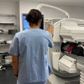El Hospital del Vinalopó de Elche incorpora un SPECT-TAC que permite realizar dos pruebas al mismo tiempo.