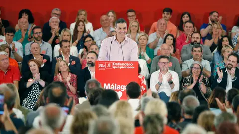 El presidente del Gobierno, Pedro Sánchez, participa este martes en un acto de campaña en apoyo al candidato socialista a la Alcaldía de Málaga, Daniel Pérez, en Málaga. El presidente del Gobierno, Pedro Sánchez, participa este martes en un acto de campaña en apoyo al candidato socialista a la Alcaldía de Málaga, Daniel Pérez, en Málaga.