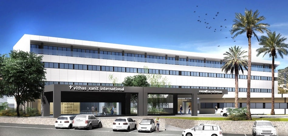 El hospital Vithas Xanit potencia el área de cirugía general ampliando el servicio de especialistas en tumores de colon y mama El hospital Vithas Xanit potencia el área de cirugía general ampliando el servicio de especialistas en tumores de colon y mama