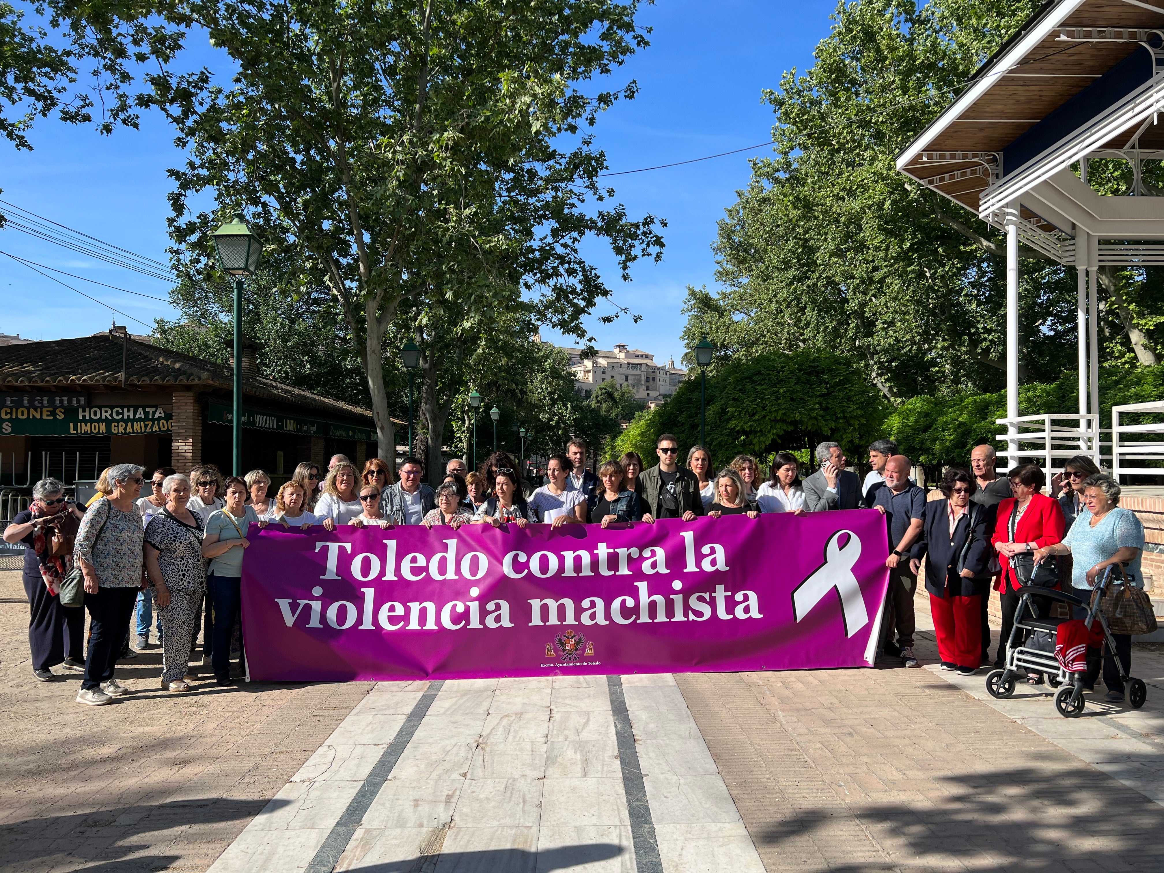 Toledo se concentra contra la violencia machista en La Vega Toledo se concentra contra la violencia machista en La Vega