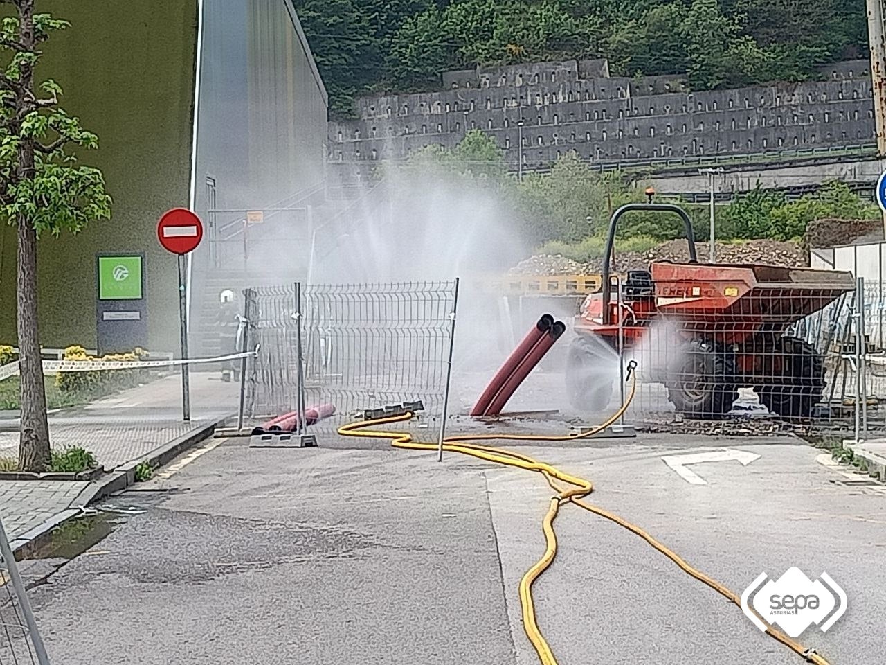 Desalojadas 70 personas por una fuga de gas en La Felguera Desalojadas 70 personas por una fuga de gas en La Felguera