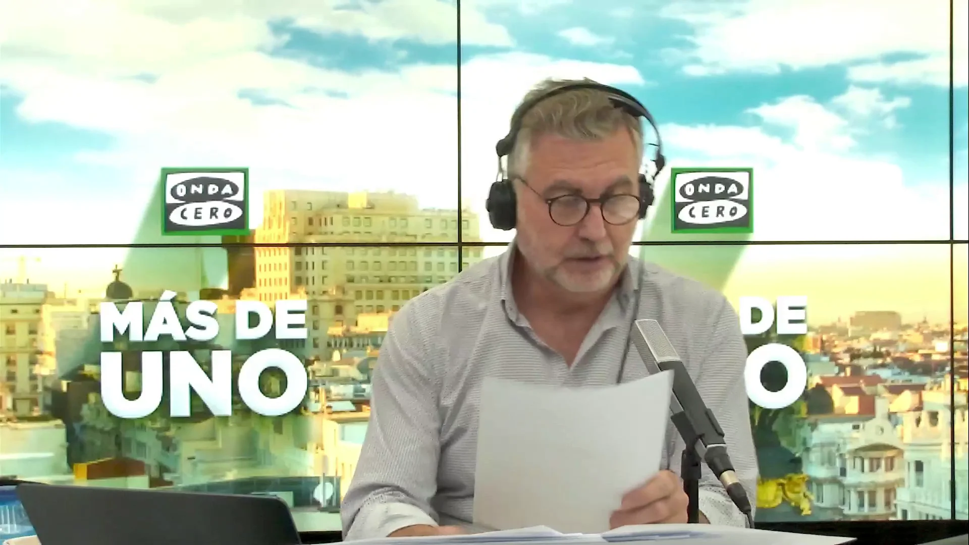 MÁS DE UNO