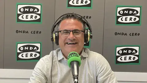 José Ramón González de Zárate, diputado provincial y concejal del Ayto. de Benidorm. José Ramón González de Zárate, diputado provincial y concejal del Ayto. de Benidorm.