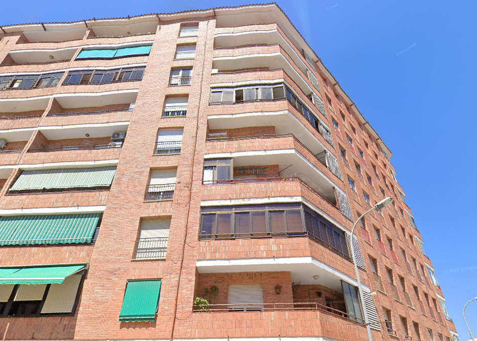 Diez años de cárcel para el joven que mató a su madre de una puñalada en Vinaròs Diez años de cárcel para el joven que mató a su madre de una puñalada en Vinaròs