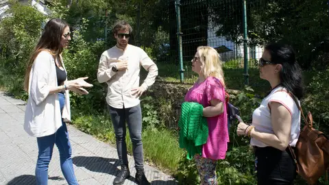 Belén Suárez Prieto, candidata de Podemos a la alcaldía de Oviedo, se reunió con representantes vecinales de La Manjoya Belén Suárez Prieto, candidata de Podemos a la alcaldía de Oviedo, se reunió con representantes vecinales de La Manjoya
