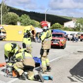 Más de 400 profesionales realizan un simulacro de incendio forestal entre Valencia de Alcántara y Portugal
