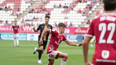 Arnau Ortiz, jugador del Real Murcia. Abril 2023 Arnau Ortiz, jugador del Real Murcia. Abril 2023