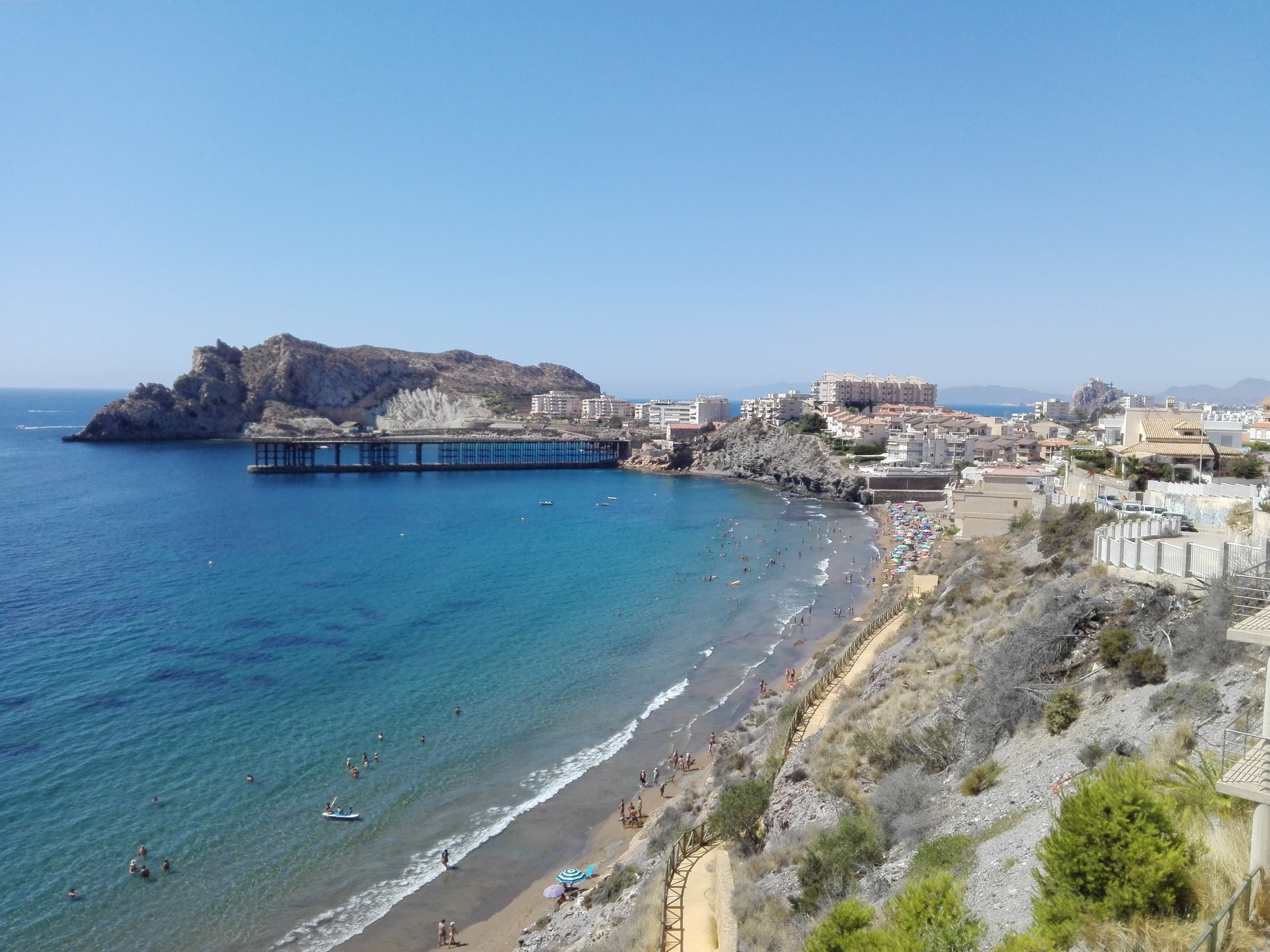 La Región lucirá 34 banderas azules en sus playas este verano La Región lucirá 34 banderas azules en sus playas este verano
