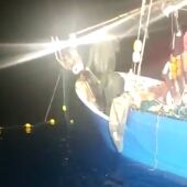 Imágenes captadas por Carbopesca de pesqueros faenando en aguas españolas