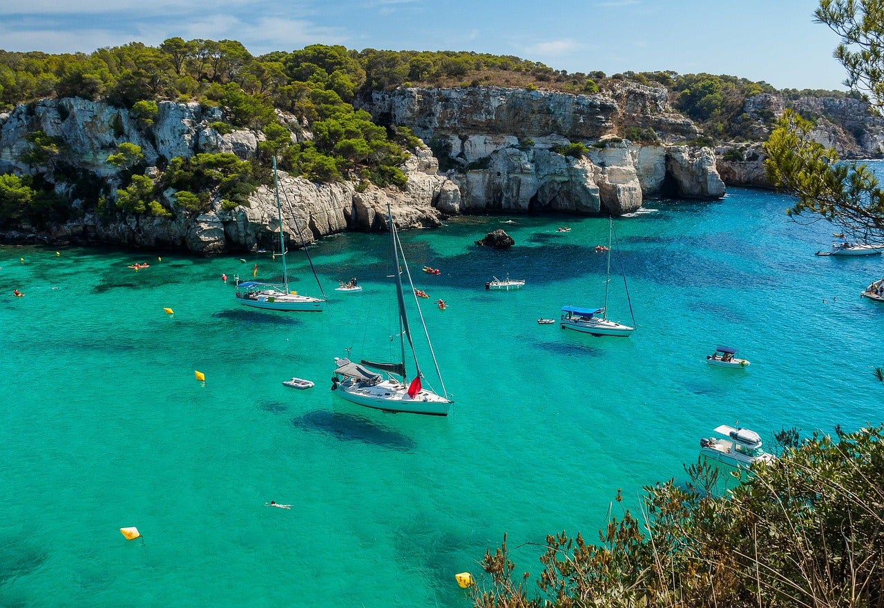 Recorremos las mejores calas y playas de Menorca con la cámara en mano Recorremos las mejores calas y playas de Menorca con la cámara en mano