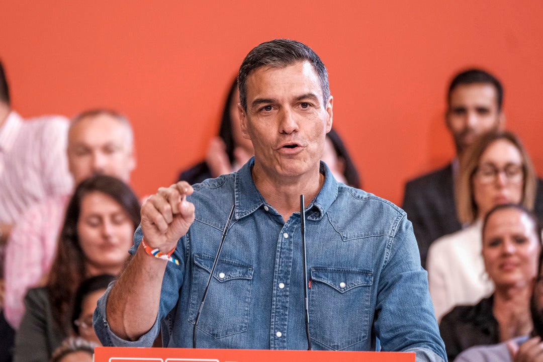 Pedro Sánchez anuncia líneas de avales para la primera vivienda para jóvenes y familias con menores a cargo Pedro Sánchez anuncia líneas de avales para la primera vivienda para jóvenes y familias con menores a cargo
