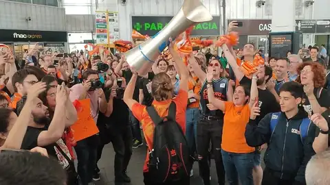 Valencia Basket recibido en Valencia tras ganar la Liga Endesa Valencia Basket recibido en Valencia tras ganar la Liga Endesa