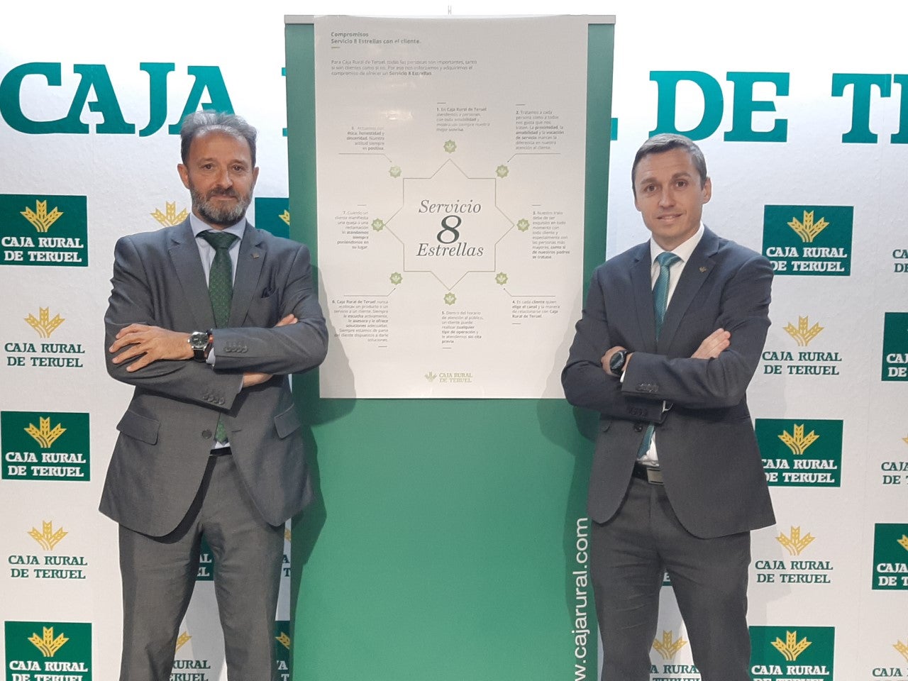Caja Rural de Teruel presenta su "Servicio 8 estrellas" Caja Rural de Teruel presenta su "Servicio 8 estrellas"