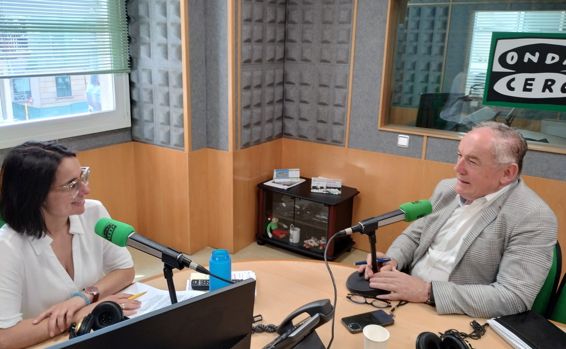 Miguel Lorenzo: "Estamos en mayo y este gobierno socialista apoyado por la Marea no ha sido ni capaz de presentar un presupuesto para aprobar en un Pleno" Miguel Lorenzo: "Estamos en mayo y este gobierno socialista apoyado por la Marea no ha sido ni capaz de presentar un presupuesto para aprobar en un Pleno"