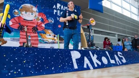 El artista durante una actuaci&oacute;n