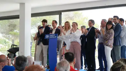 La presidenta del PP balear y candidata a la presidencia del Govern, Marga Prohens, en la presentación del programa y de la candidatura del partido en Manacor La presidenta del PP balear y candidata a la presidencia del Govern, Marga Prohens, en la presentación del programa y de la candidatura del partido en Manacor