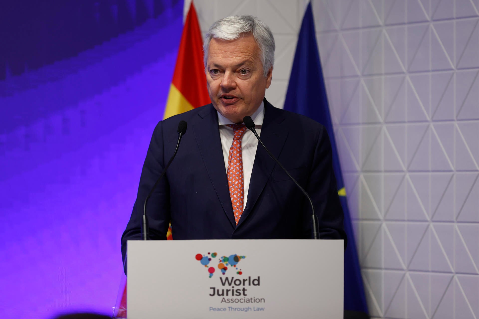 La UE pide ante el rey al Gobierno que se renueve el CGPJ antes de julio La UE pide ante el rey al Gobierno que se renueve el CGPJ antes de julio