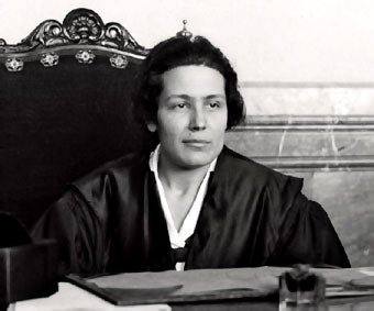 Victoria Kent, alma de Reformista Social. Victoria Kent, alma de Reformista Social.