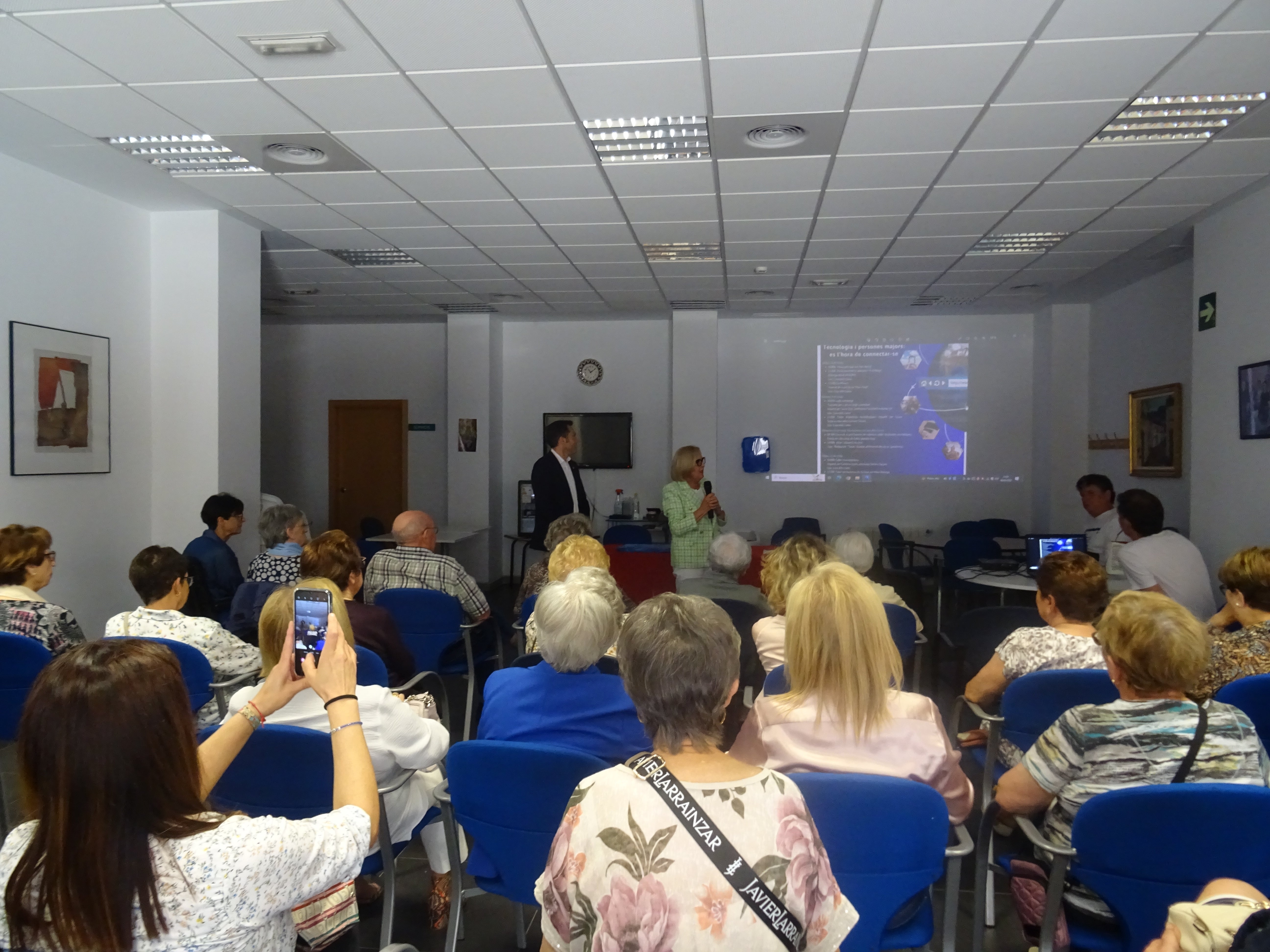 Canet d'en Berenguer celebra la Semana del Mayor: "Es hora de conectarse" Canet d'en Berenguer celebra la Semana del Mayor: "Es hora de conectarse"