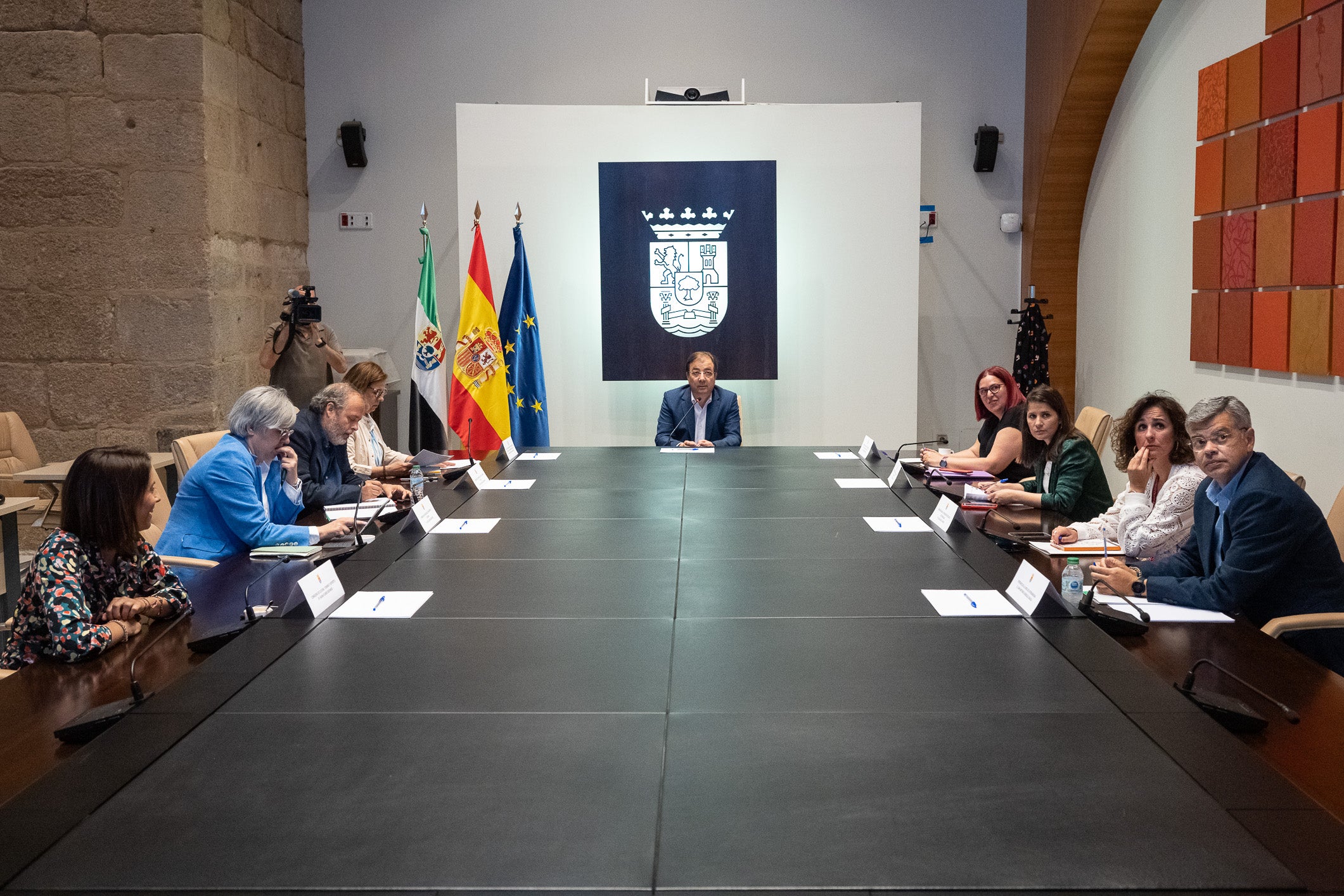 Extremadura reclama al gobierno central que apruebe este jueves ayudas directas por la sequía Extremadura reclama al gobierno central que apruebe este jueves ayudas directas por la sequía