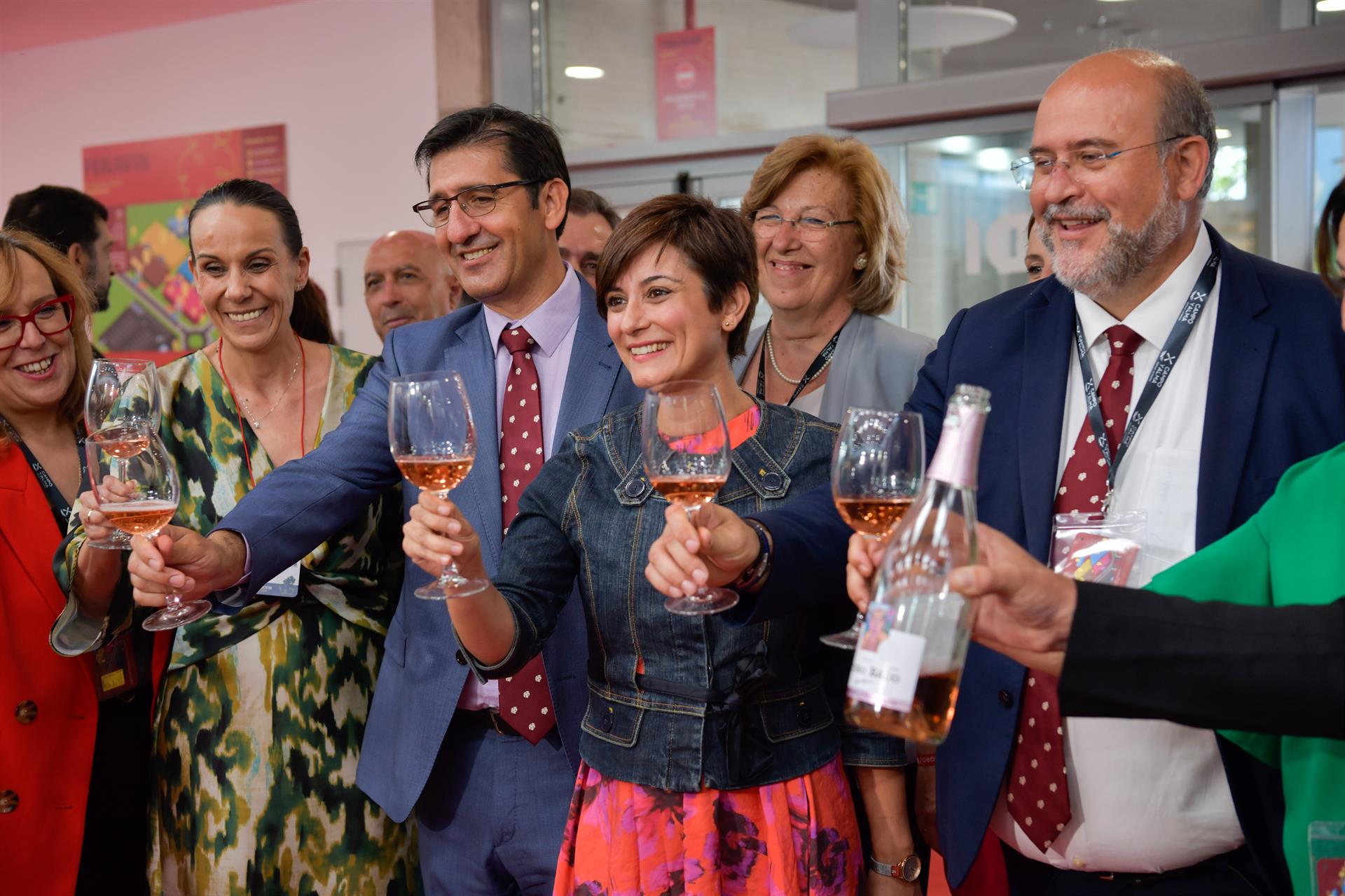 Isabel Rodríguez, en FENAVIN: "El Consejo de Ministros aprobará mañana un paquete integral de medidas contra la sequía" Isabel Rodríguez, en FENAVIN: "El Consejo de Ministros aprobará mañana un paquete integral de medidas contra la sequía"