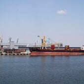 Imagen de archivo del puerto de Odesa, en Ucrania, donde los barcos cargan grano procedente del país. 