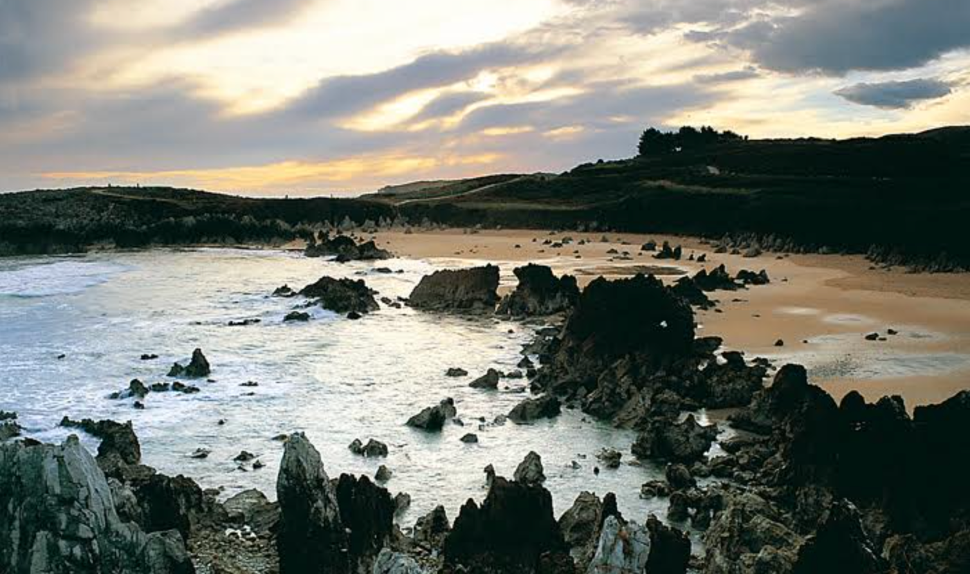 La llanisca playa de Toró obtiene el premio Bandera Ecoplayas 2023 La llanisca playa de Toró obtiene el premio Bandera Ecoplayas 2023