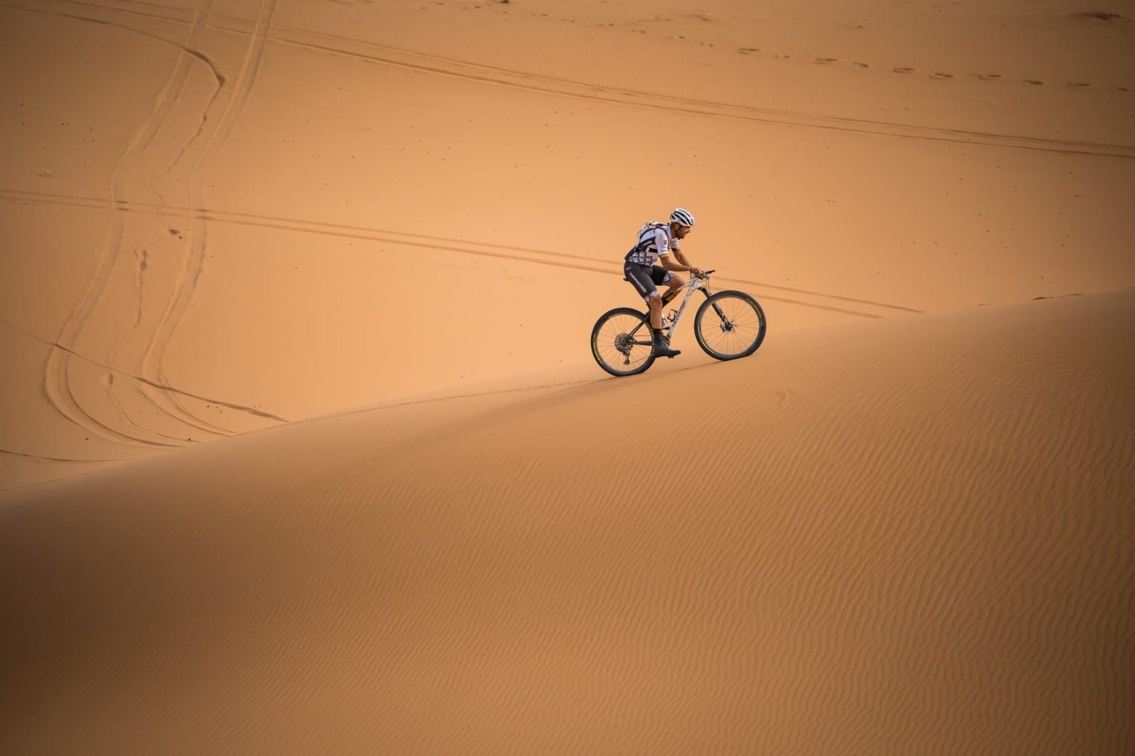 Francisco Herrero termina tercero en la Titan Desert Francisco Herrero termina tercero en la Titan Desert