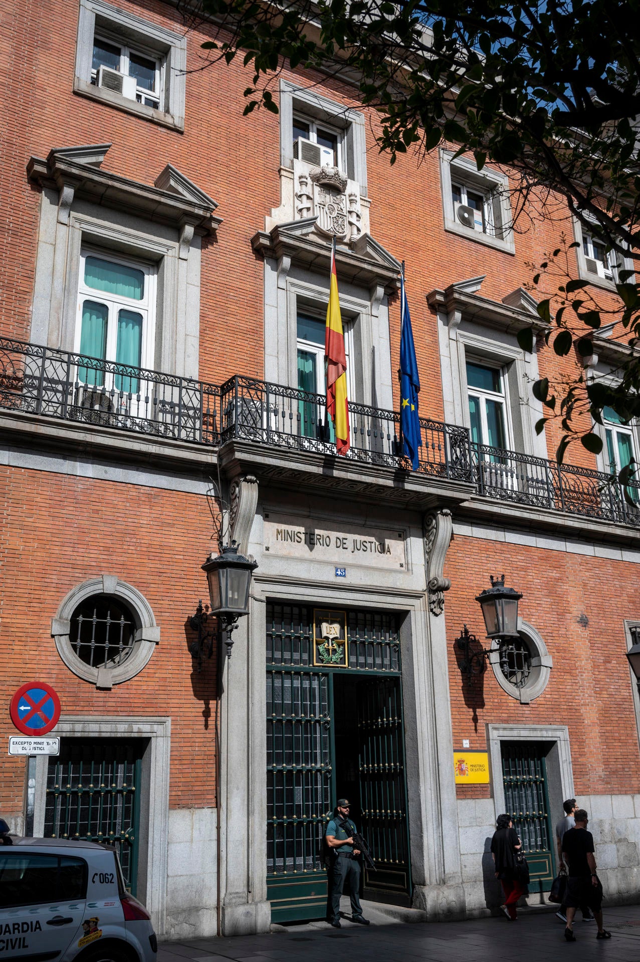 Jueces y fiscales mantienen la huelga al acabar sin acuerdo su tercera reunión con Justicia Jueces y fiscales mantienen la huelga al acabar sin acuerdo su tercera reunión con Justicia