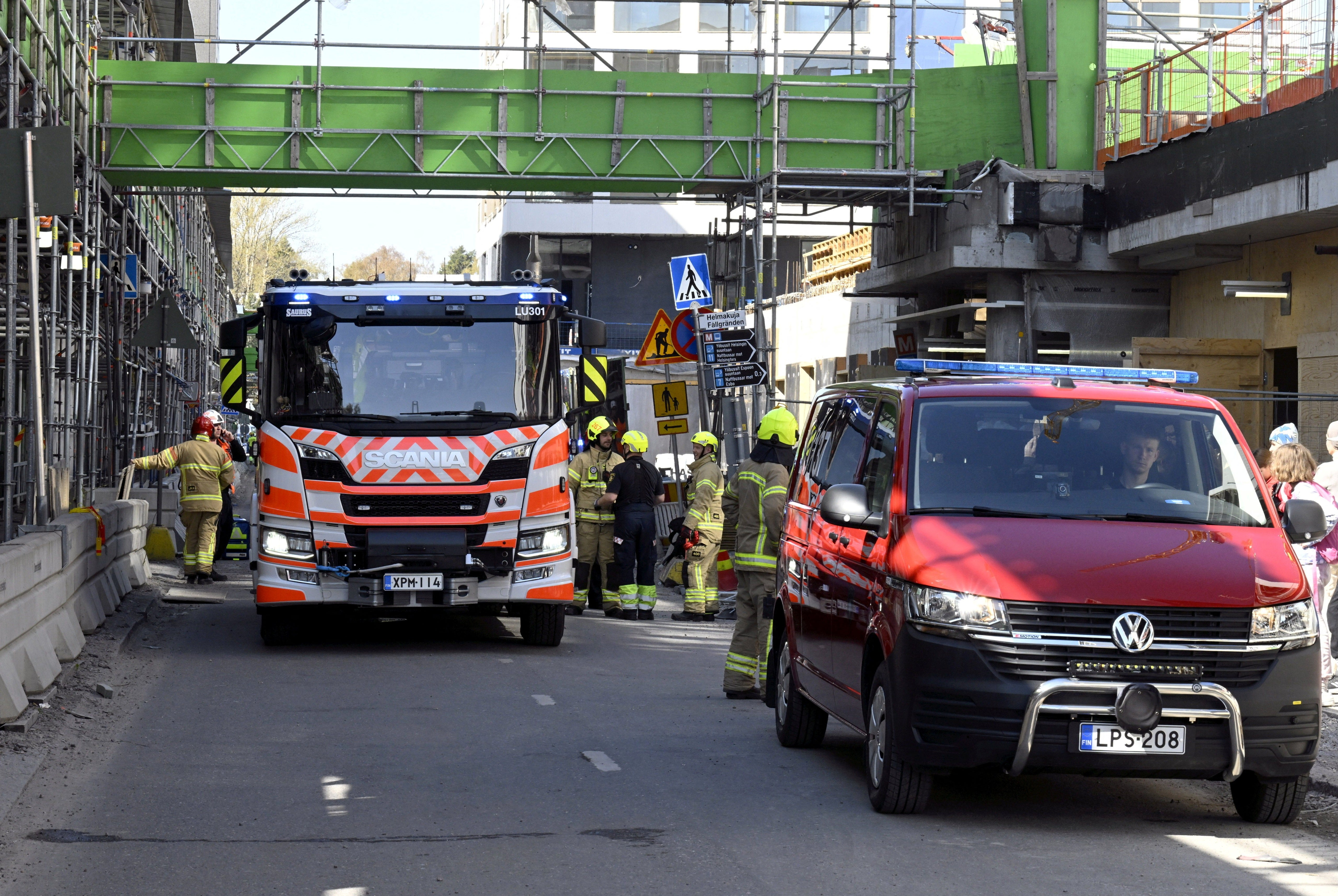 El desplome de un puente deja 24 heridos en Finlandia, en su mayoría niños El desplome de un puente deja 24 heridos en Finlandia, en su mayoría niños