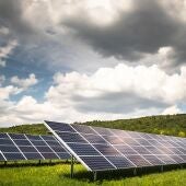 Zaragoza paraliza el parque fotovoltaico de Movera
