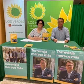 Los Verdes de Torrevieja presentan su nueva imagen y línea de trabajo para la campaña electoral Los Verdes de Torrevieja presentan su nueva imagen y línea de trabajo para la campaña electoral