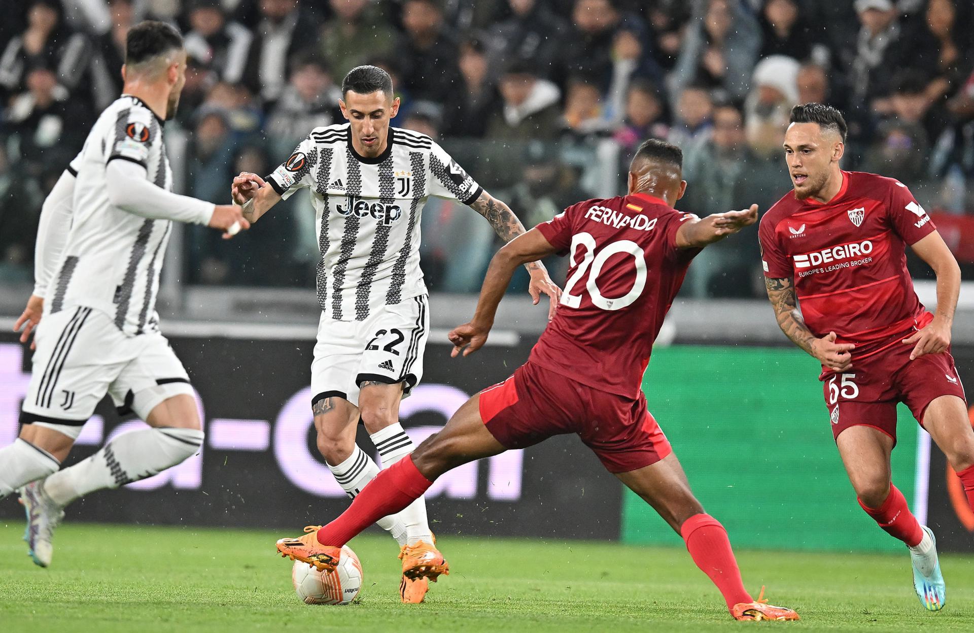 El Sevilla cede un empate ante la Juve en el último suspiro y todo queda para el Pizjuán El Sevilla cede un empate ante la Juve en el último suspiro y todo queda para el Pizjuán