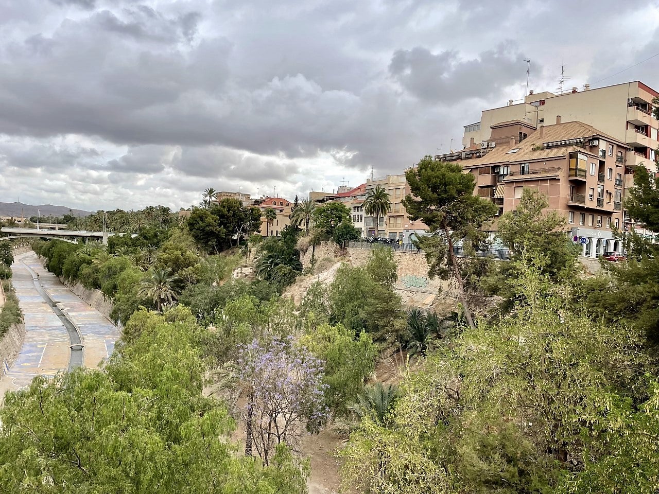 El riesgo de lluvia se queda hasta el miércoles en Elche, Crevillent y Santa Pola El riesgo de lluvia se queda hasta el miércoles en Elche, Crevillent y Santa Pola