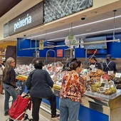 Gadis abre de novo o supermercado da Rúa Valle Incán Gadis abre de novo o supermercado da Rúa Valle Incán