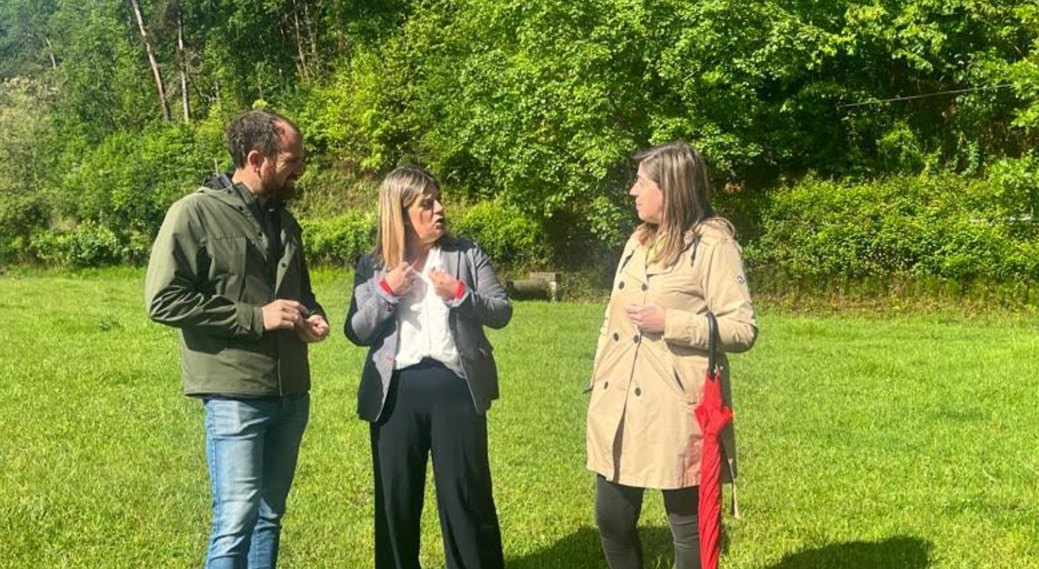 Iván Allende explica en Onda Cero el proyecto para la muestra de asturcones en la Piscifactoría de Infiesto Iván Allende explica en Onda Cero el proyecto para la muestra de asturcones en la Piscifactoría de Infiesto