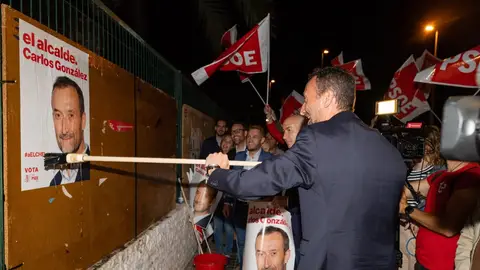 La campaña electoral comienza en Elche con fuerza y nueve formaciones políticas pujando por la Alcaldía. La campaña electoral comienza en Elche con fuerza y nueve formaciones políticas pujando por la Alcaldía.