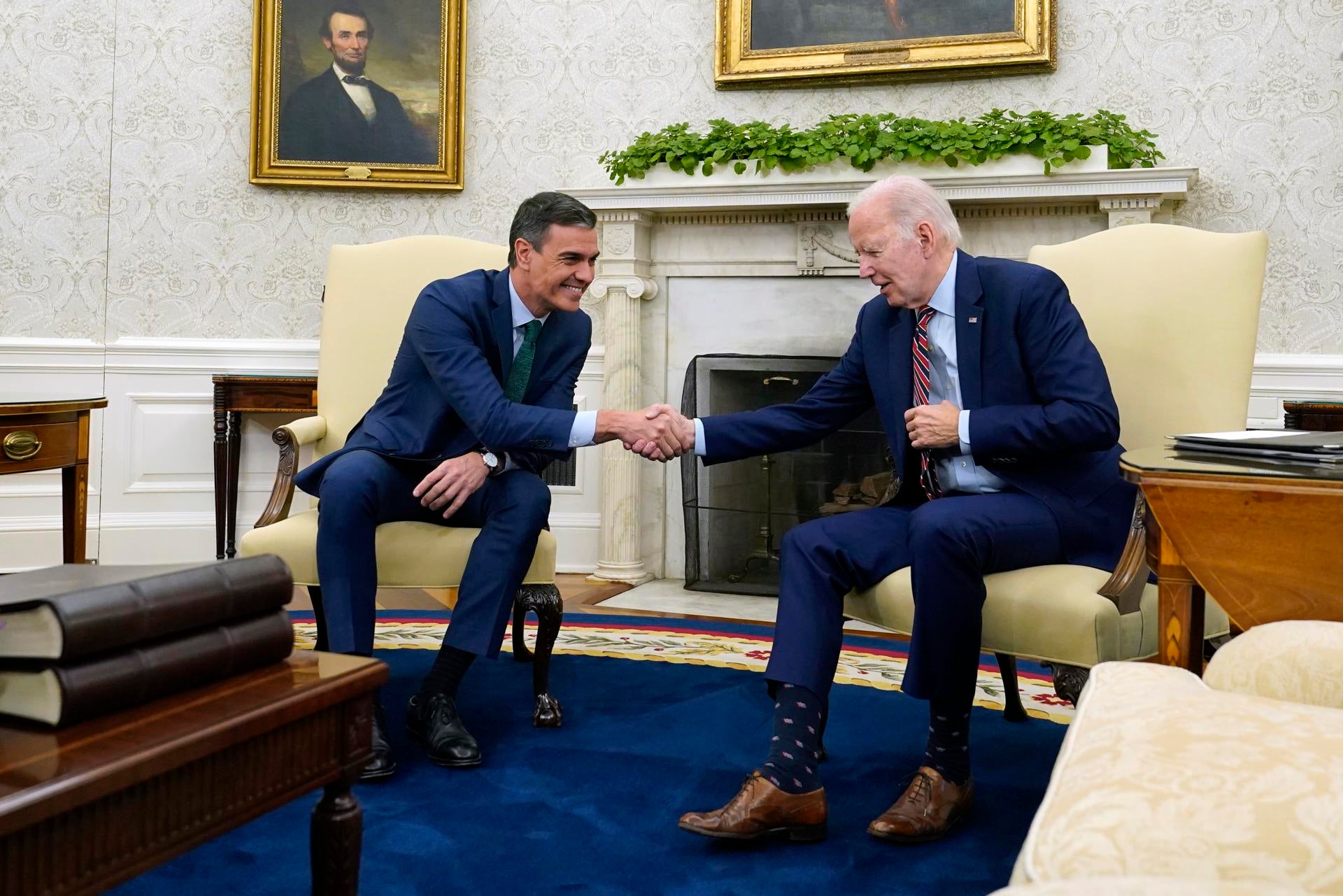 Sánchez presume de "relaciones extraordinarias" entre Estados Unidos y España Sánchez presume de "relaciones extraordinarias" entre Estados Unidos y España