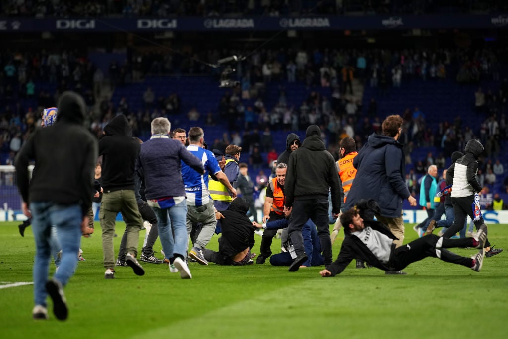 Joan Collet: "Lecciones las justas que aquí se ha abierto los aspersores para que el Inter no celebrara el pase a final de Champions" Joan Collet: "Lecciones las justas que aquí se ha abierto los aspersores para que el Inter no celebrara el pase a final de Champions"